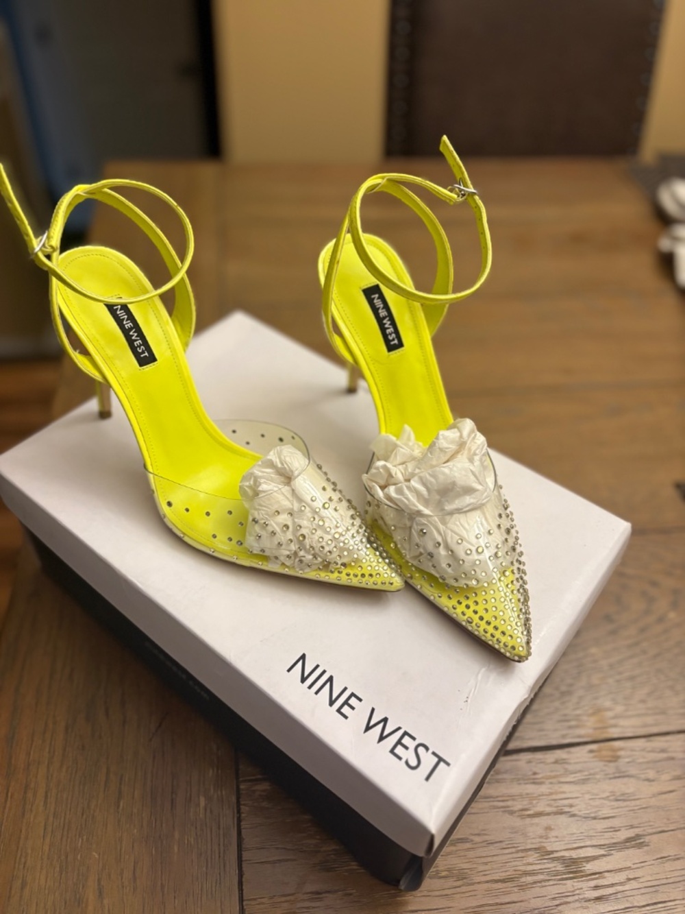 Heels - Picture 2 of 4